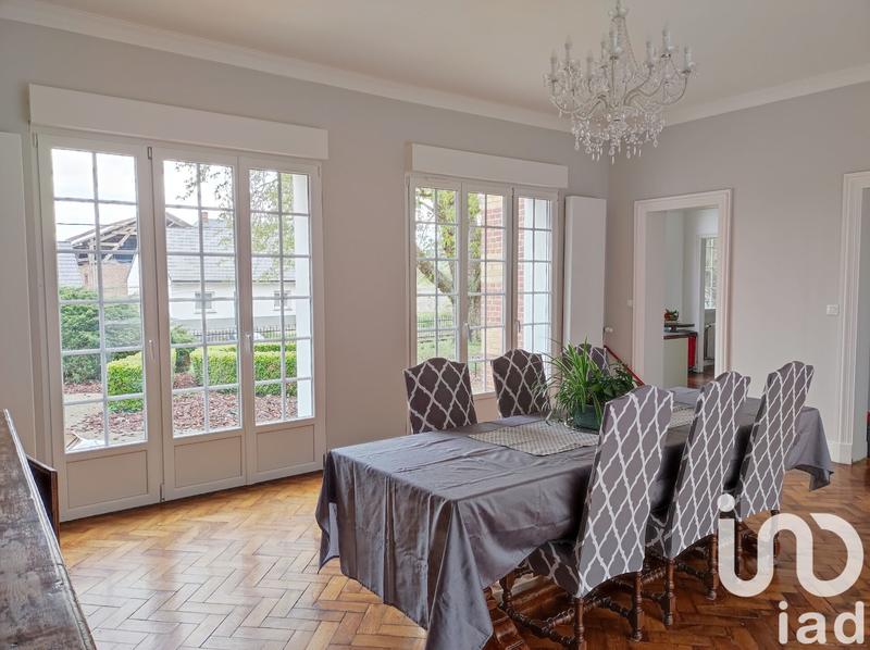 Maison - 210 m² - 7 pièces