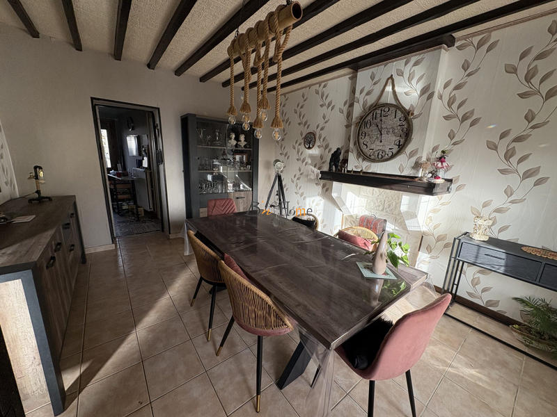 Maison - 90 m² - 4 pièces