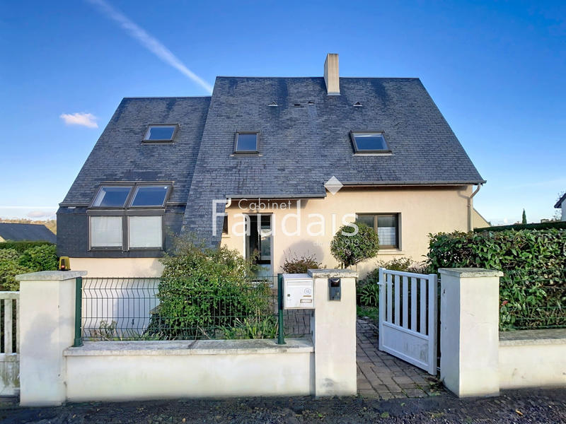 Maison - 127 m² - 6 pièces