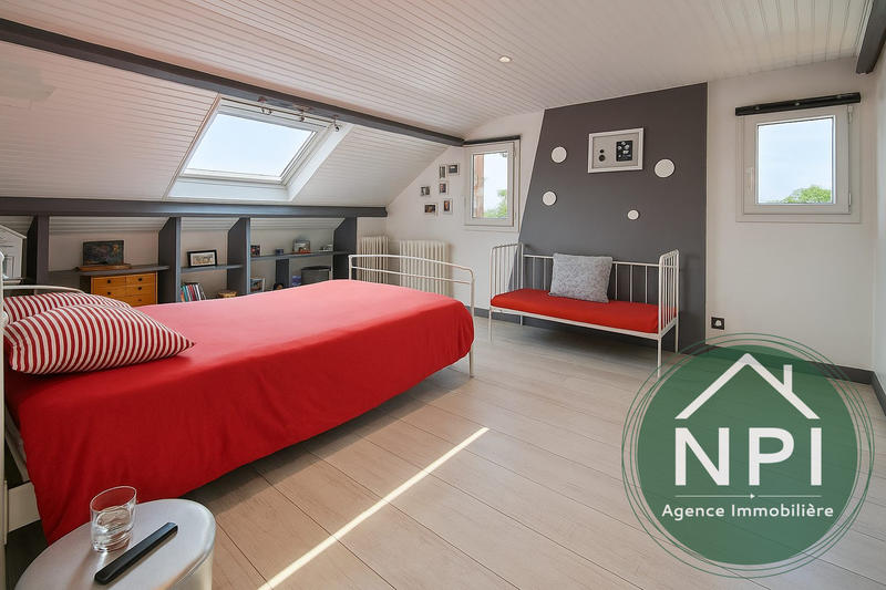 Maison - 140 m² - 6 pièces