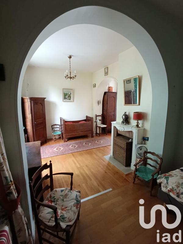 Maison - 199 m² - 6 pièces