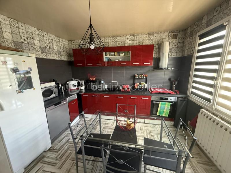 Propriété - 150 m² - 7 pièces