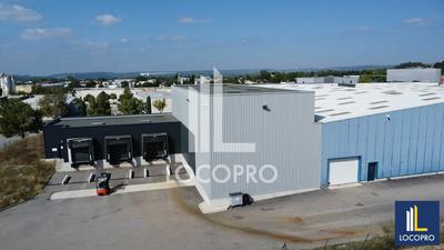 Local d'activité / Entrepôt - 4 800 m²