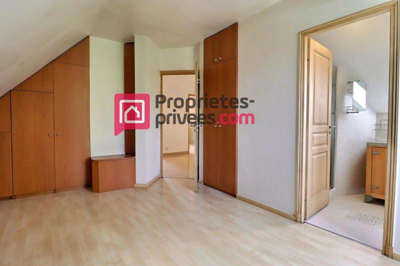 Maison - 260 m² - 7 pièces