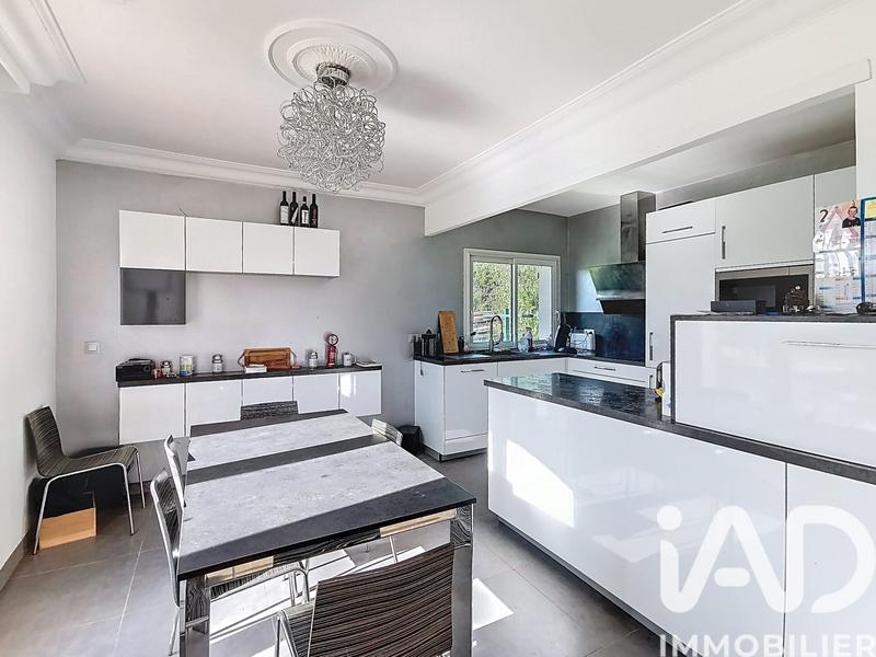 Maison - 160 m² - 6 pièces