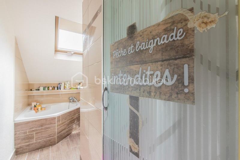 Maison traditionnelle - 118 m² - 4 pièces