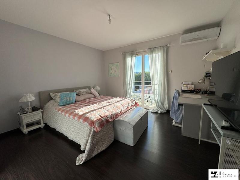 Maison contemporaine - 136 m² - 5 pièces