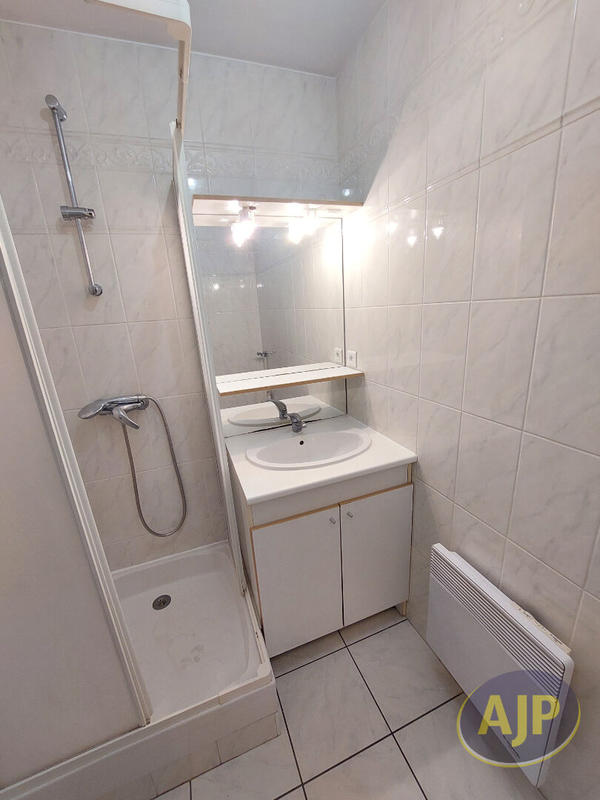 Appartement - 24 m² - 1 pièce