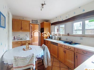 Maison - 158 m² - 7 pièces