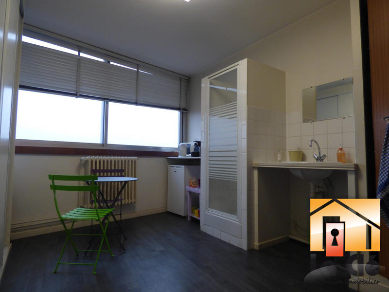 Appartement - 91 m² - 6 pièces