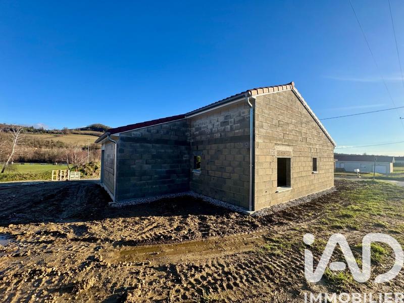 Maison - 95 m² - 4 pièces