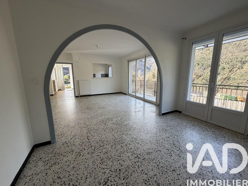 Maison - 100 m² - 9 pièces