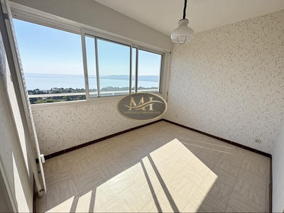 Appartement - 92 m² - 5 pièces