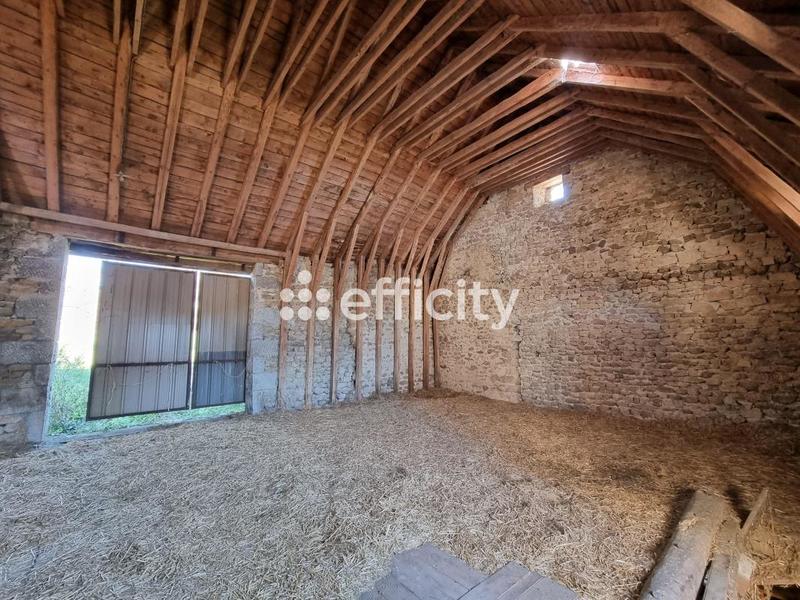 Maison - 200 m² - 2 pièces