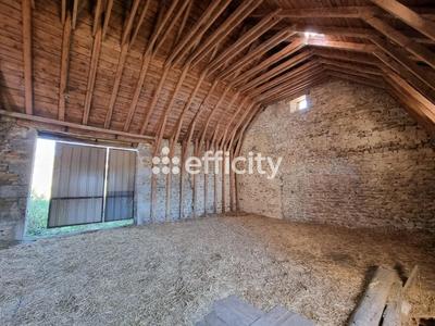 Maison - 200 m² - 2 pièces