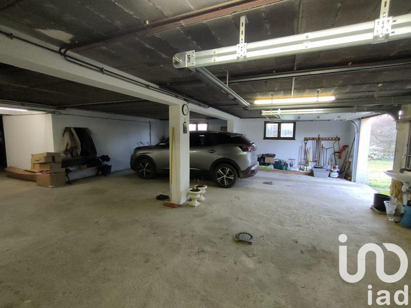 Maison - 204 m² - 7 pièces