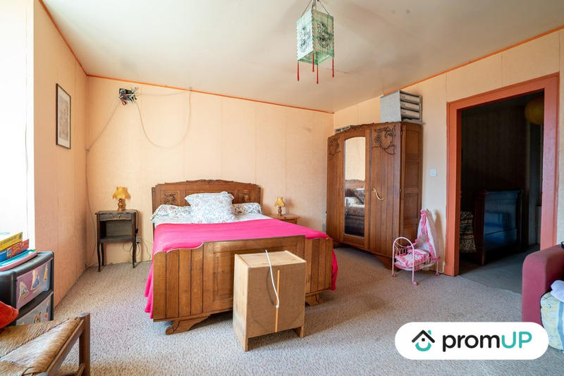 Maison - 260 m² - 10 pièces