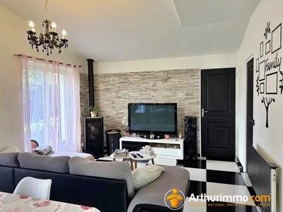 Maison - 88 m² - 5 pièces