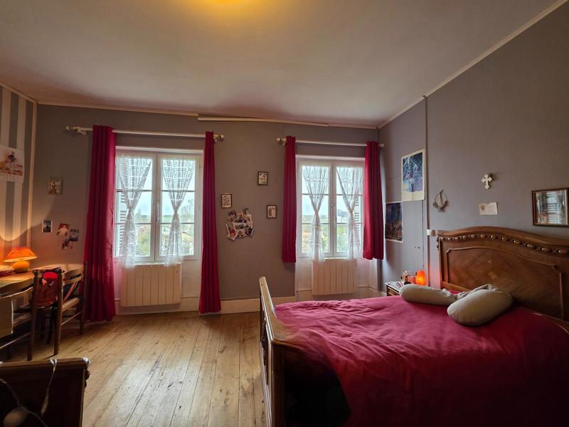 Maison de maîtres - 293 m² - 8 pièces