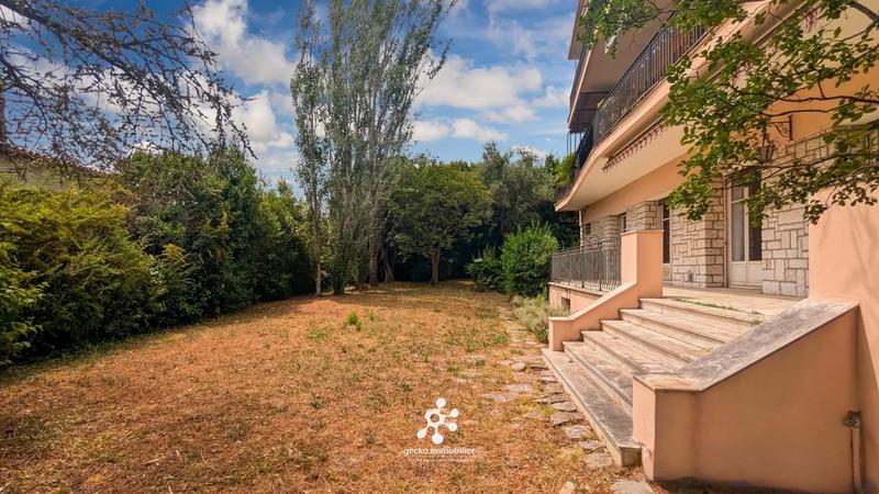 Appartement - 122 m² - 4 pièces