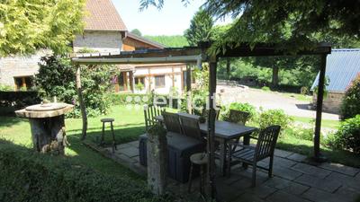 Maison - 290 m² - 11 pièces