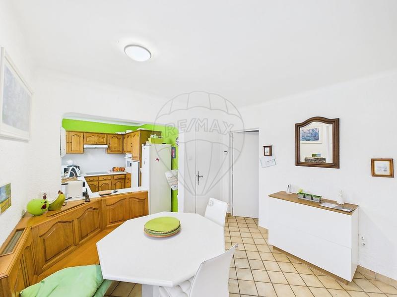 Maison - 96 m² - 6 pièces