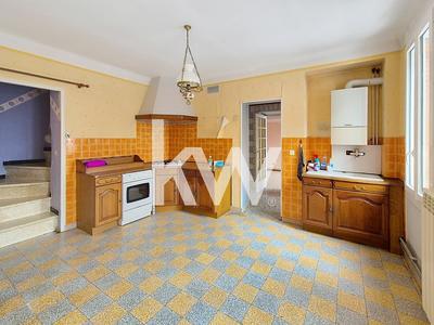 Maison de village - 93 m² - 5 pièces