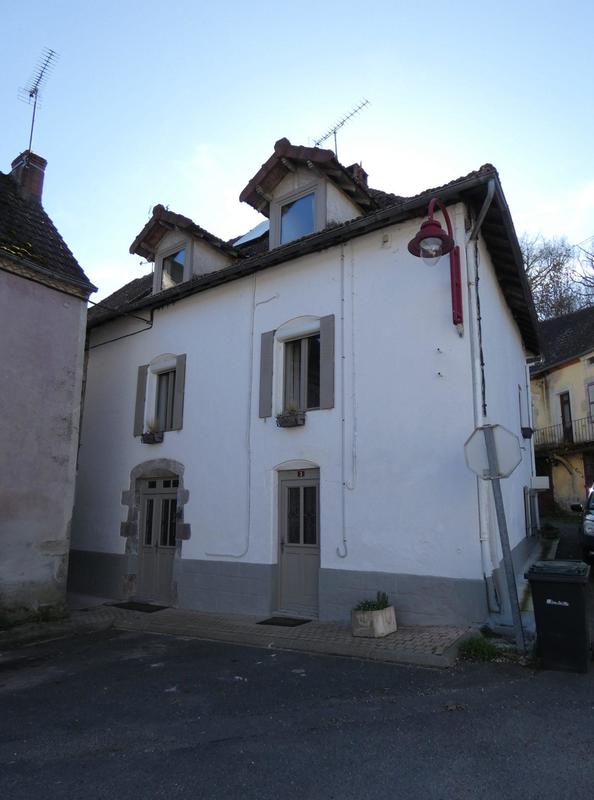 Maison ancienne - 157 m² - 7 pièces