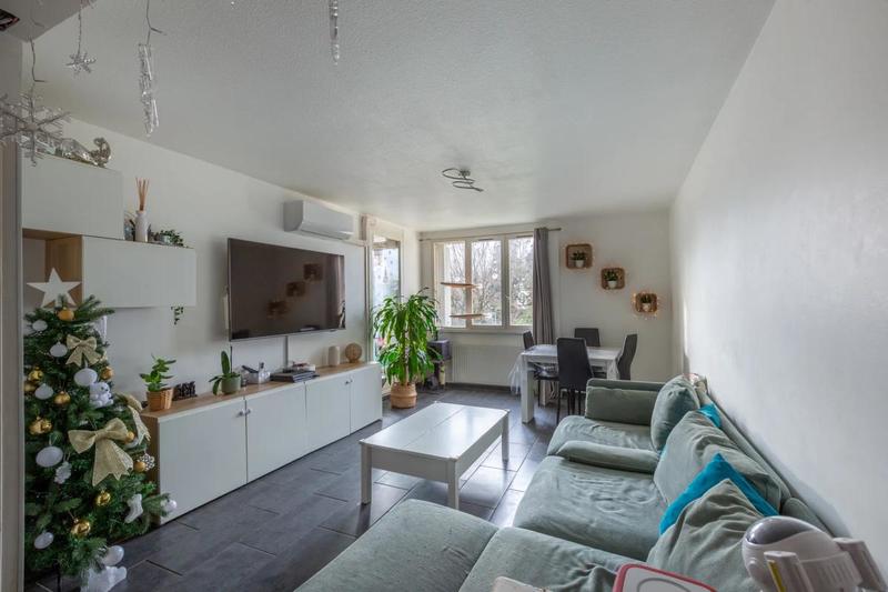 Appartement - 81 m² - 4 pièces