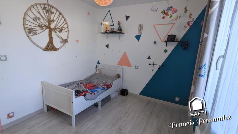 Maison - 100 m² - 5 pièces