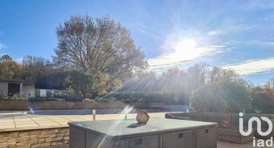 Maison - 190 m² - 7 pièces