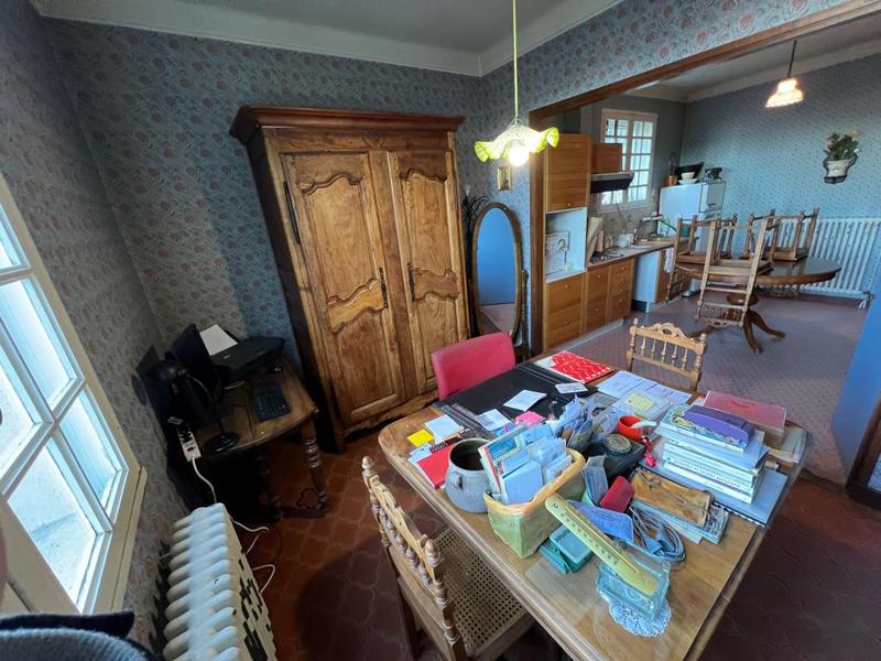 Maison - 240 m² - 5 pièces