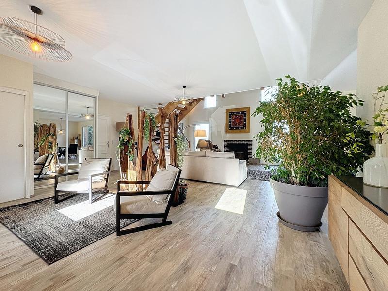 Maison - 197 m² - 5 pièces