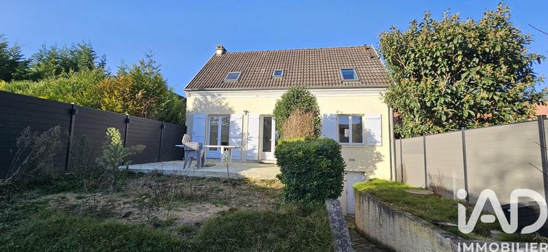 Maison - 102 m² - 5 pièces