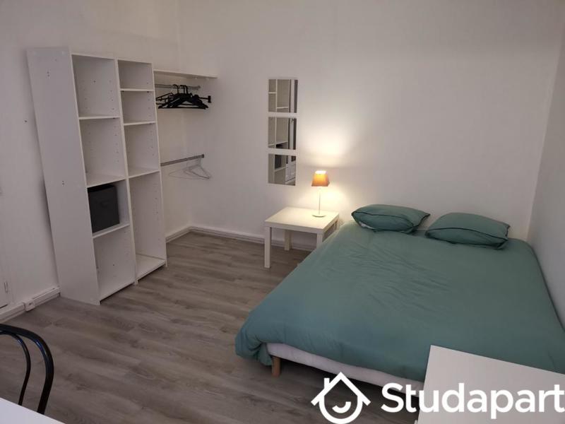 Chambre - 12 m² - 1 pièce