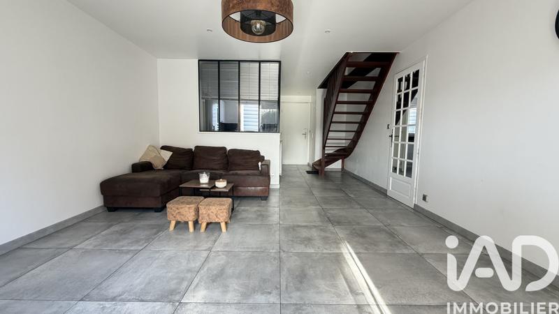 Maison - 96 m² - 5 pièces