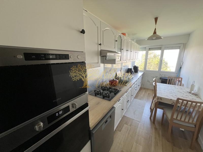 Appartement - 74 m² - 4 pièces