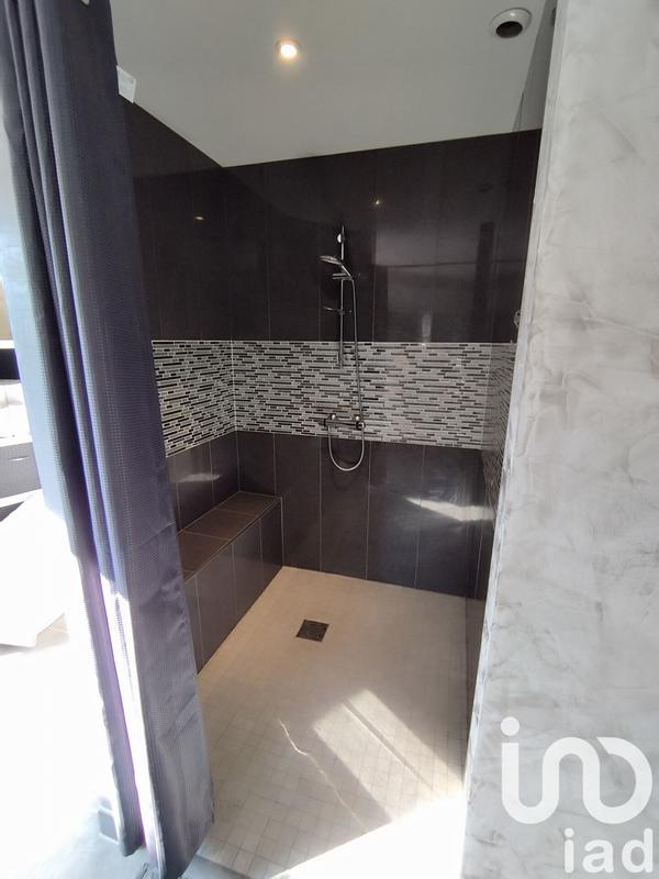 Maison - 427 m² - 14 pièces