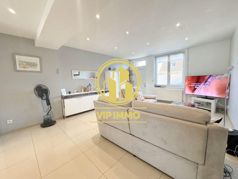 Maison - 141 m² - 5 pièces