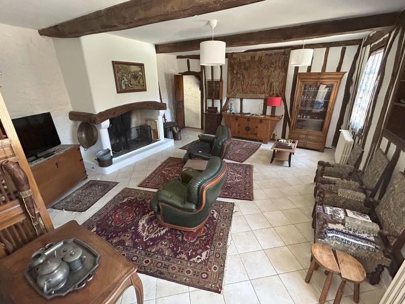 Propriété - 191 m² - 16 pièces