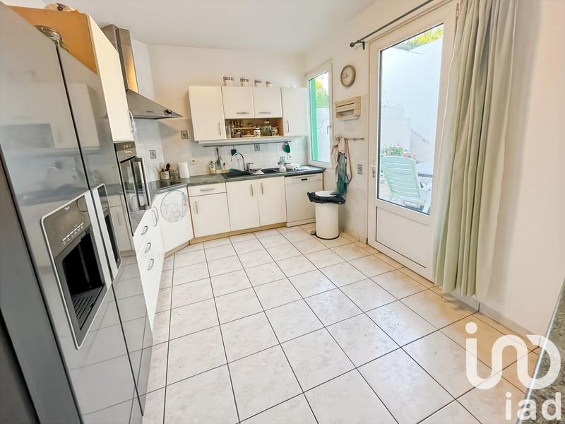 Maison - 270 m² - 8 pièces