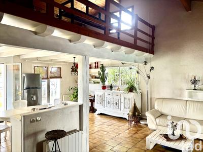 Maison de ville - 107 m² - 4 pièces