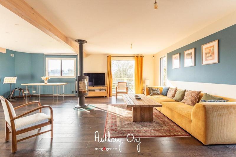 Maison d'architecte - 201 m² - 6 pièces