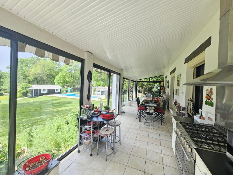 Maison - 207 m² - 8 pièces