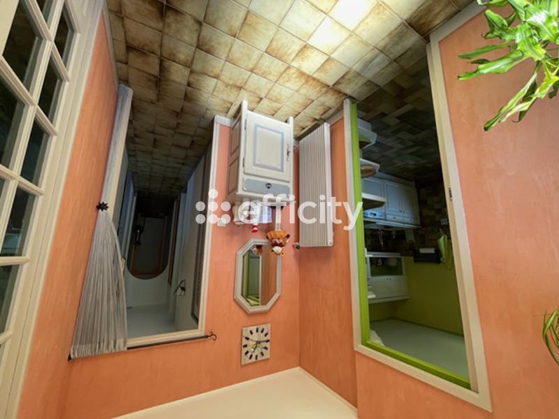 Maison - 155 m² - 8 pièces