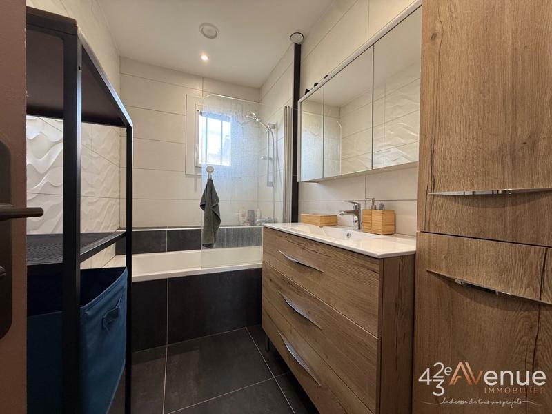 Maison - 115 m² - 5 pièces