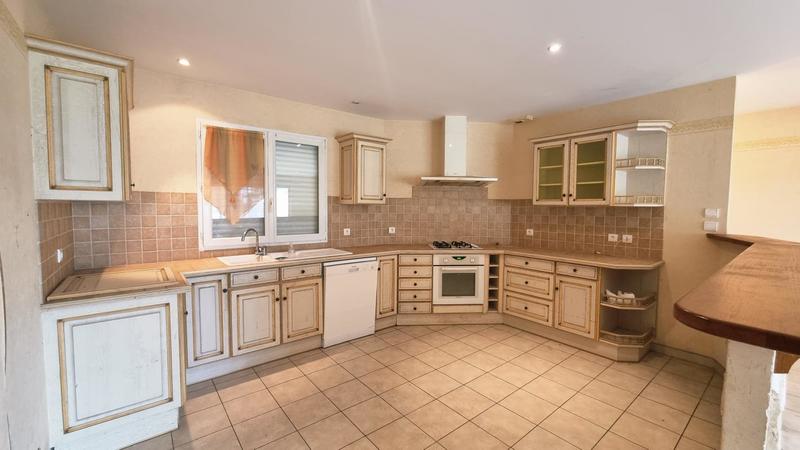 Maison - 88 m² - 3 pièces