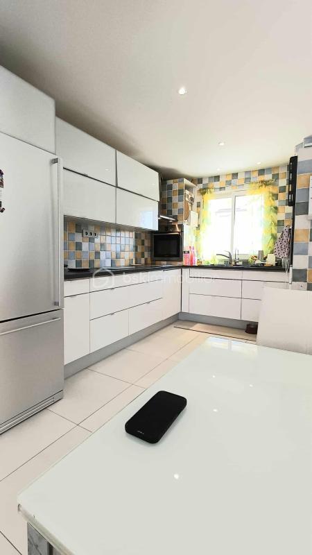 Maison - 136 m² - 6 pièces