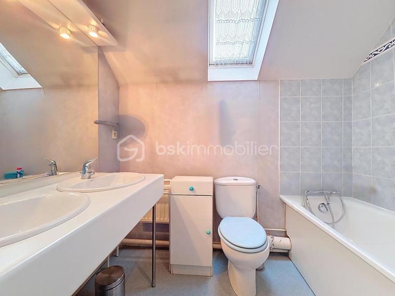 Maison - 80 m² - 4 pièces