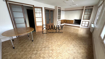 Local commercial - 373 m²